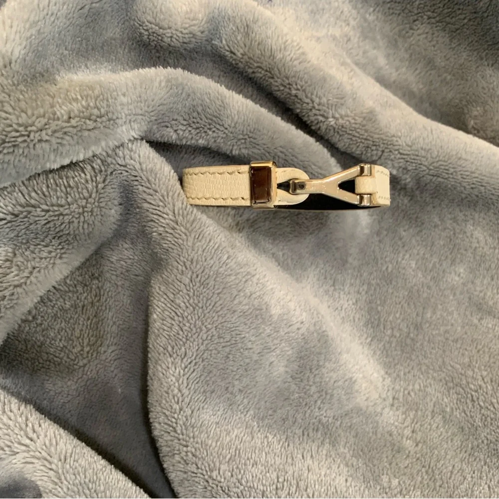 Yves Saint‎ Laurent YSL Ivory Leather Silver Y Hook Closure Wrap Bracelet